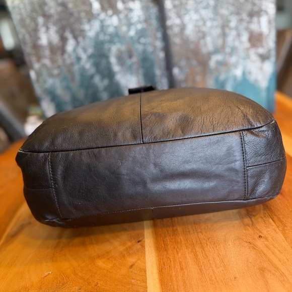 Coach Vintage 2011 Soho Lynn Leather Hobo Bag - OG Indie Sleaze - Picture 6 of 16